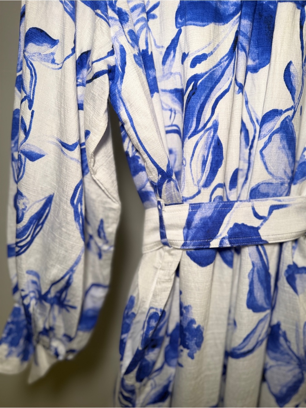 MELLODAY White Dress with Blue Floral Print - Long Sleeve Shirt Dress